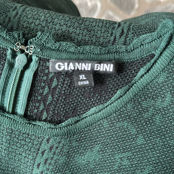 Gianni Bini Green Sweater Dress - Picture 6 of 7